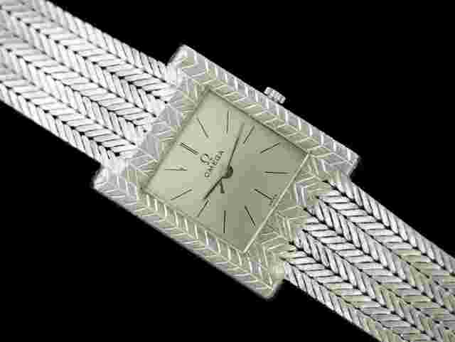 Omega Classic
                           
                                 Owned & Worn By Red Skelton - 1958 Vintage Mens Ultra Thin Watch - 18K White Gold