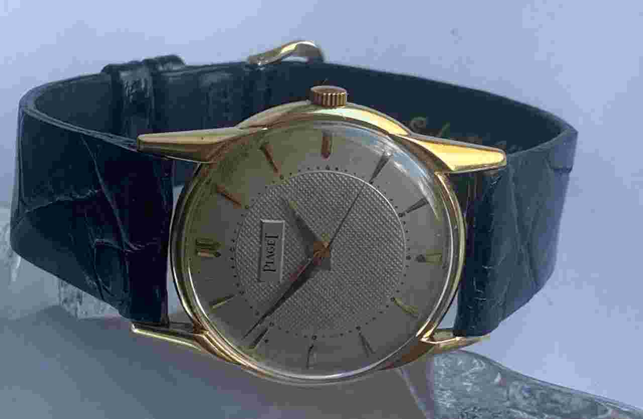 Piaget
                           
                                 vintage dress watch
