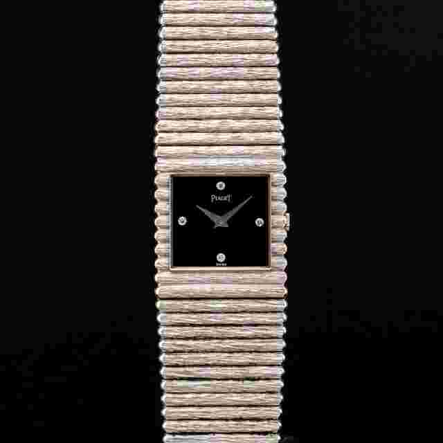 Piaget Polo
                           
                                 Dress Watch in frosted bark white gold with onyx diamond dial