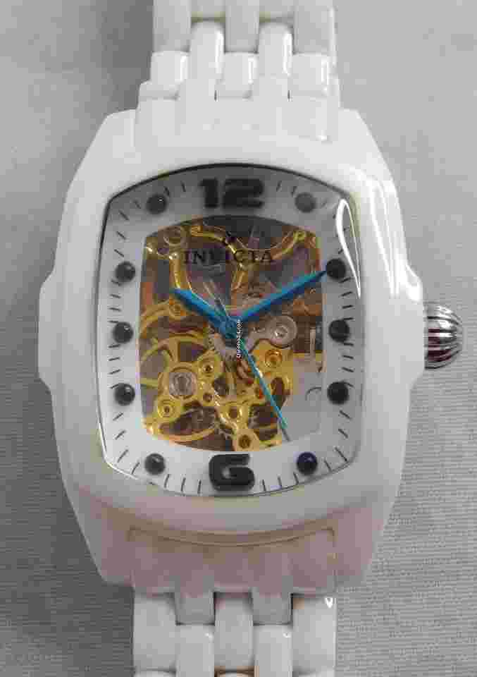 Invicta
Lupah Model 1127 Solid White Ceramic Manual Wind Mens Watch....33mm