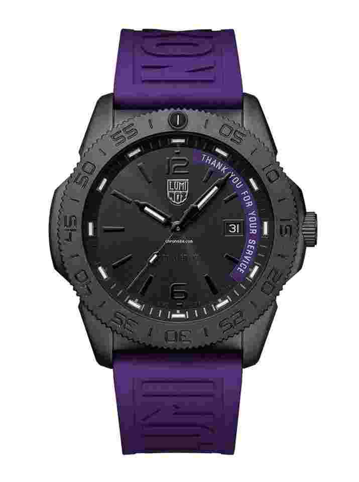 Luminox
                           
                                 XS.3121.BO.TY.SET Pacific Diver Purple Rubber 44 mm Steel Quartz Watch