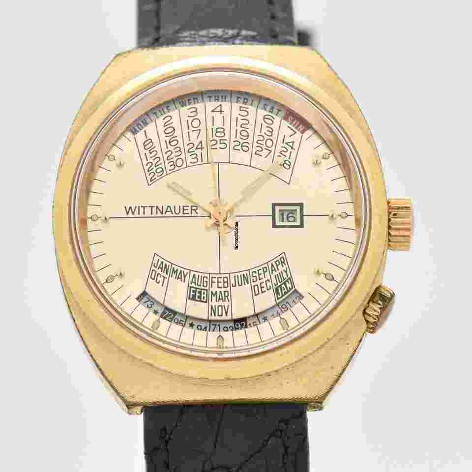 Wittnauer
                           
                                 1971 Wittnauer 2000 Ladies Calendar Base Metal And Stainless Steel Watch ( 14533)