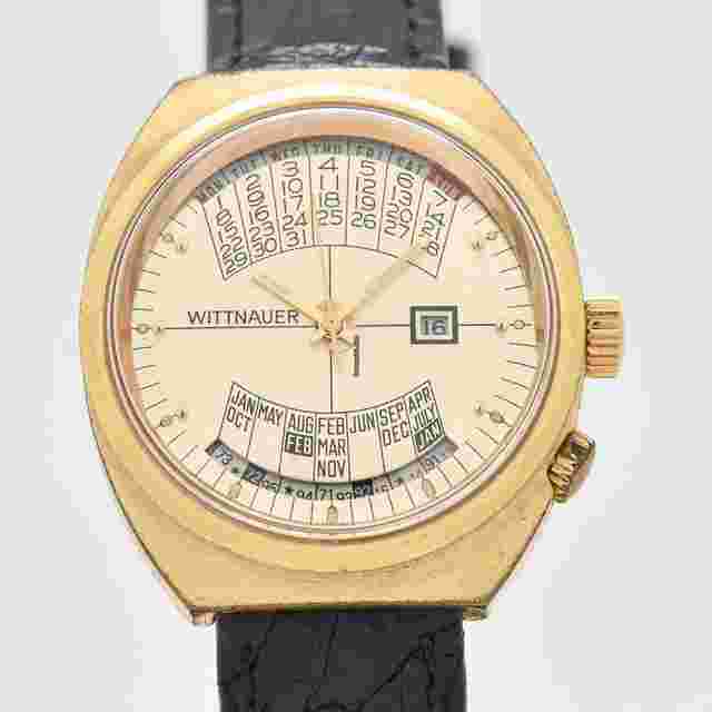 Wittnauer
                           
                                 1971 Wittnauer 2000 Ladies Calendar Base Metal And Stainless Steel Watch ( 14533)