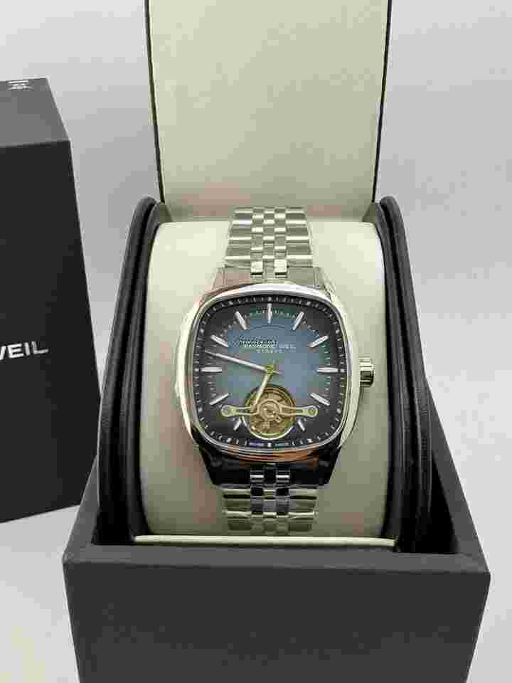Raymond Weil Freelancer
                           
                                 Calibre RW1212 Men’s Automatic Blue Steel