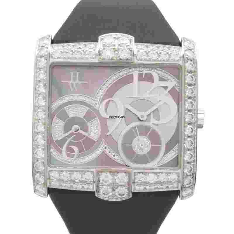 Harry Winston Avenue
                           
                                 Squared A2 Ladies 18K White Gold & Diamonds Lady's Watch