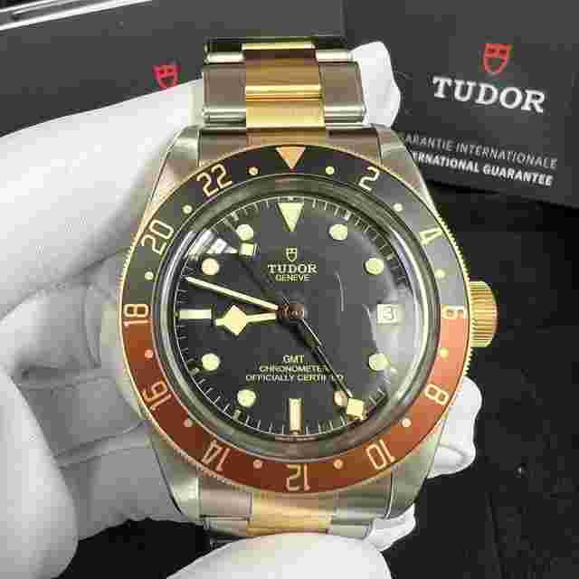 Tudor Black Bay GMT
                           
                                 (2025 New) Black Bay GMT S&G Steel Yellow Gold Black Oyster