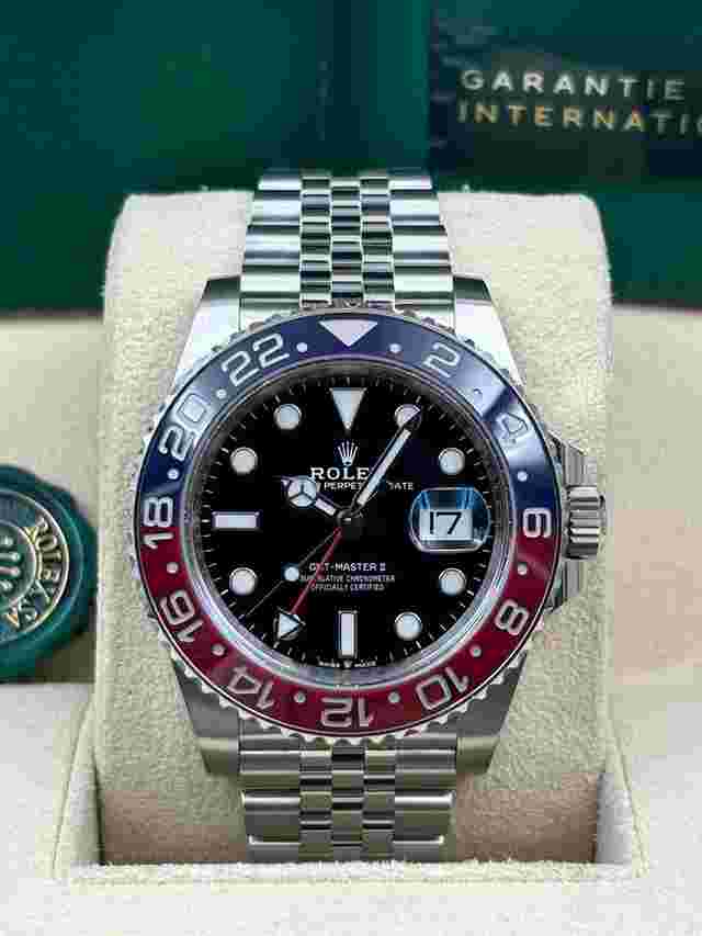 Rolex GMT-Master II
                           
                                 Pepsi 40mm Jubilee Bracelet 126710BLRO Box & Papers 2022