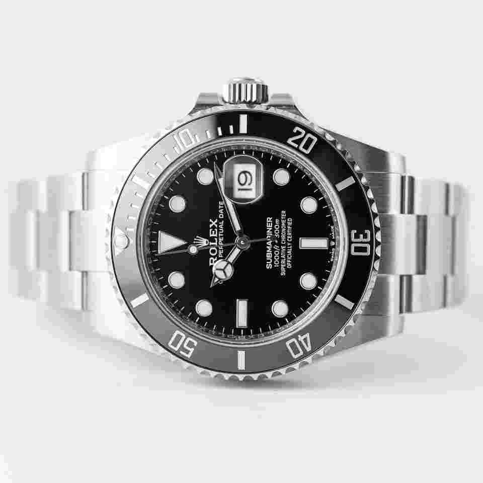 Rolex Submariner Date
                           
                                 Full Set 2023 Submariner Date 41 Ref. 126610LN Oyster