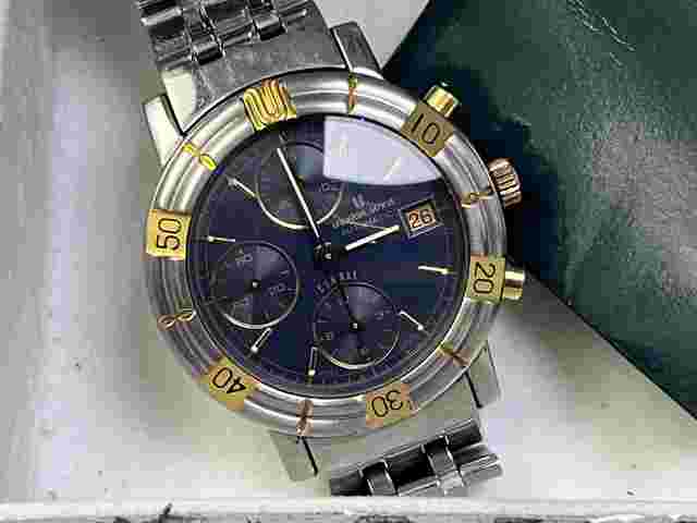 Universal Genève Compax
                           
                                 Chronograph Automatic