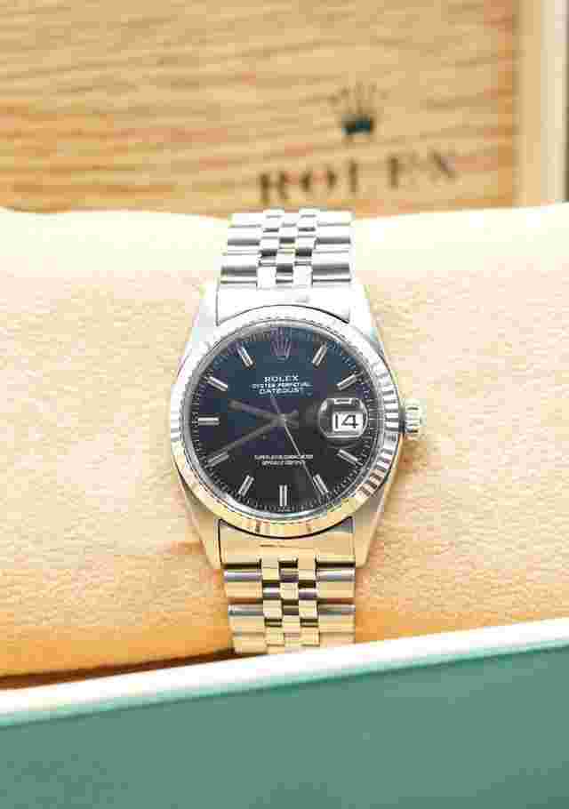 Rolex Datejust 36
                           
                                 Stainless Steel Jubilee Black Baton Dial Mint Condition Box Warranty 1601