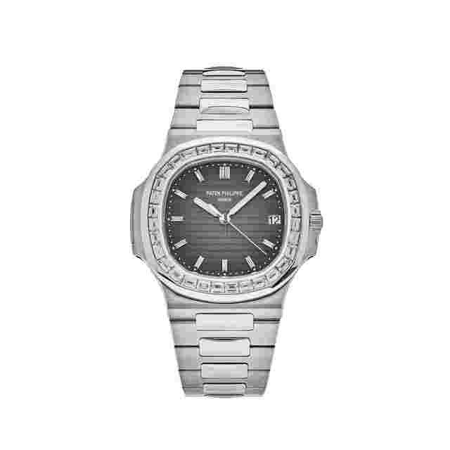Patek Philippe Nautilus
                           
                                 5711/110P-001 Platinum Grey Dial Diamond Bezel