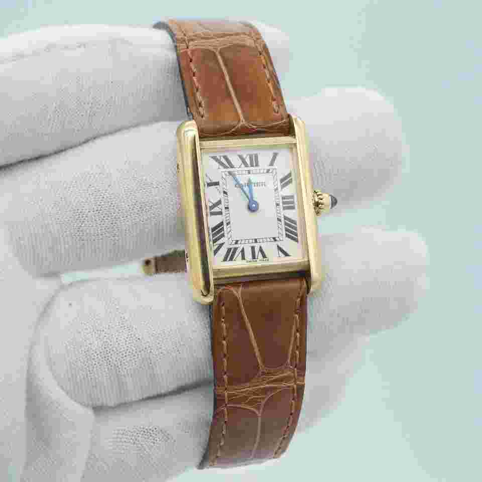Cartier Tank Louis Cartier
                           
                                 2442