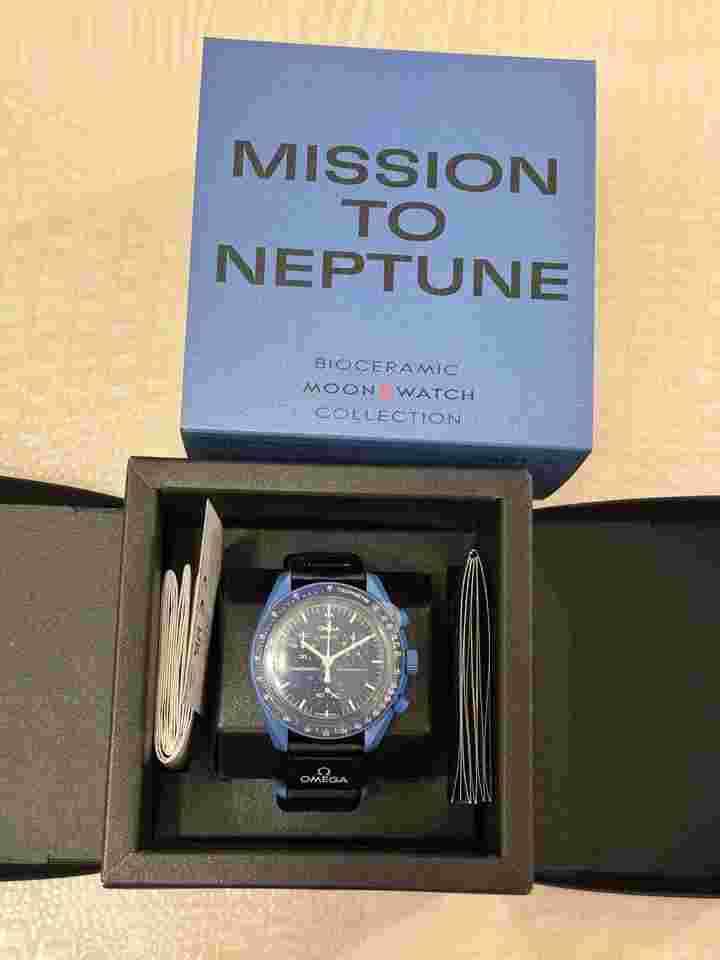 Swatch Moonswatch
Omega X Swatch BioCeramic MoonSwatch “MISSION TO NEPTUNE” (BLUE) - RARE