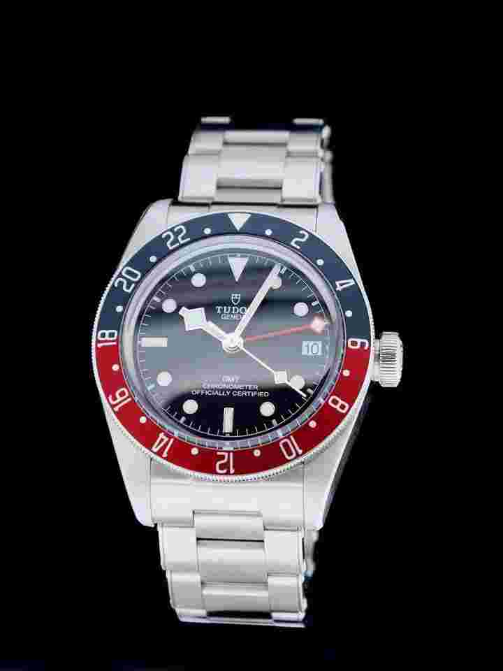 Tudor Black Bay GMT
"Pepsi" 79830RB Unworn in Factory Seals Full Set B&P 11-2021 NL