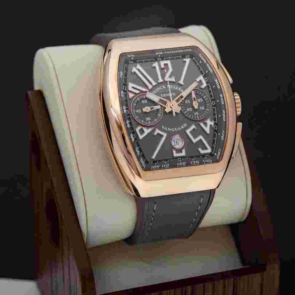Franck Muller Vanguard
Chronograph V45 CC 5N GR