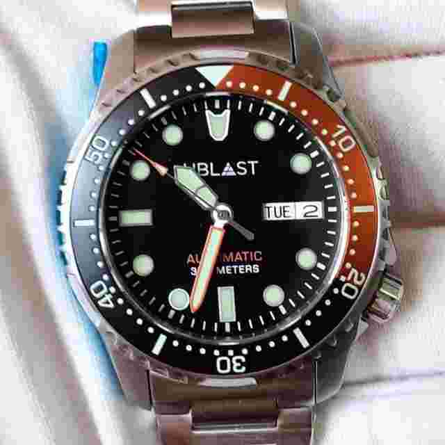 Ublast Submerged 300m Diver ''Happy is good on you''