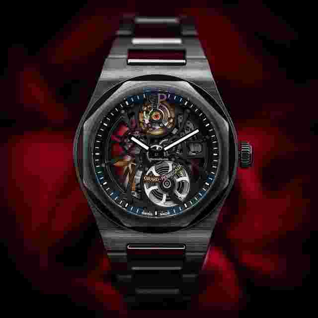 Girard Perregaux Laureato
                           
                                 Openwork Skeleton Complete Set MINT Condition