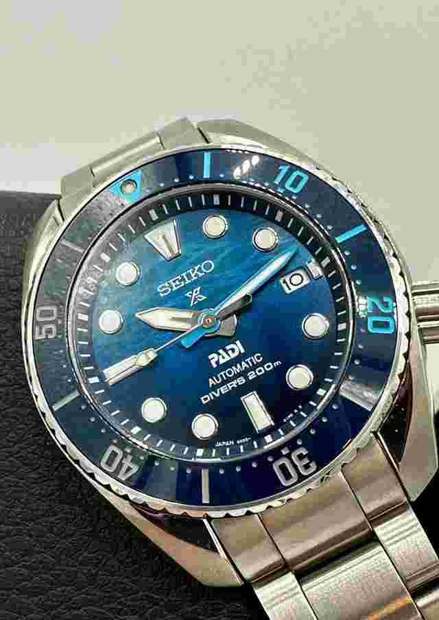 Seiko Prospex
                           
                                 LUXE SEA PADI Blue Special Edition SPB375J1 45mm Automatic 200m