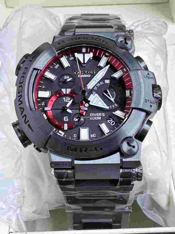Casio G-Shock
MRGBF1000B-1 FrogMan Titanium