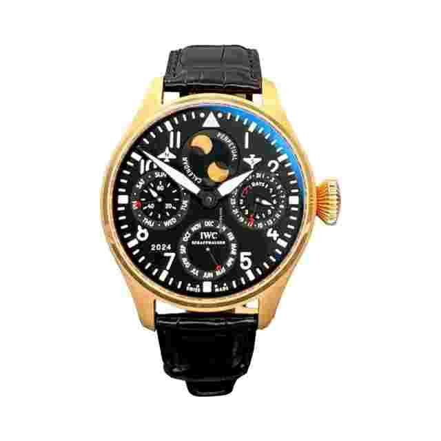 IWC Big Pilot
                           
                                 Salto Angel Limited Edition 18k Rose Gold Ref. IW502615