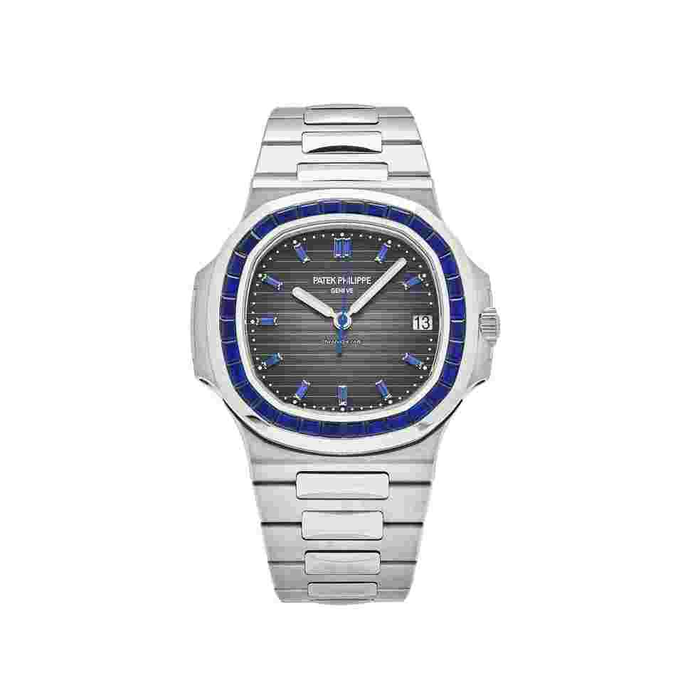 Patek Philippe Nautilus
5711/111P-001 Platinum Blue Sapphire
