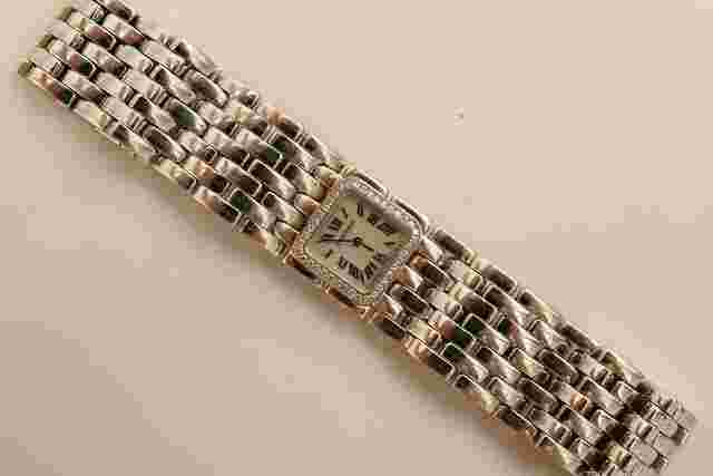 Cartier Panthère
                           
                                 Ruban Panthere 2422 full set