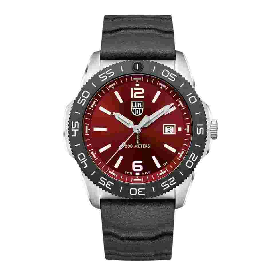 Luminox
                           
                                 Pacific Diver XS.3135 44 mm Red Dial Rubber Steel Quartz Men's Watch
