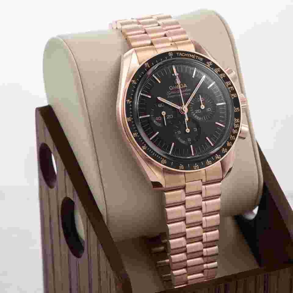 Omega Speedmaster Professional Moonwatch
Co-Axial Master Chronometer 42mm 310.60.42.50.01.001