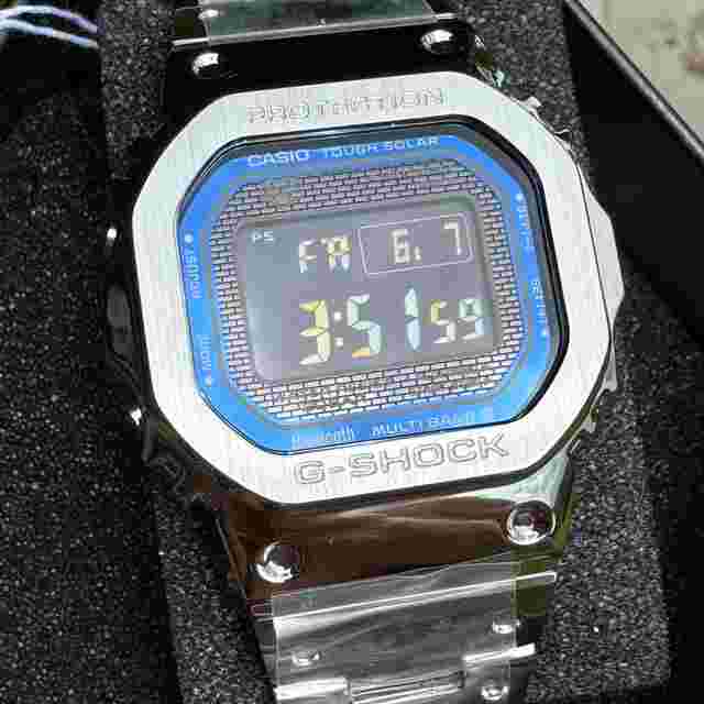 Casio G-Shock
                           
                                 Bluetooth Blue Full Metal Solar Square GMWB5000D-2