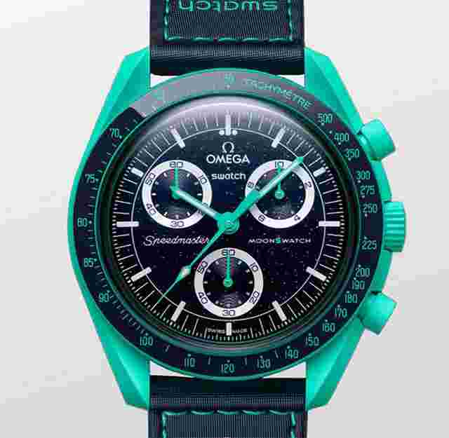 Swatch Moonswatch
                           
                                 "Mission On Earth - Polar Lights" Swatch x Omega