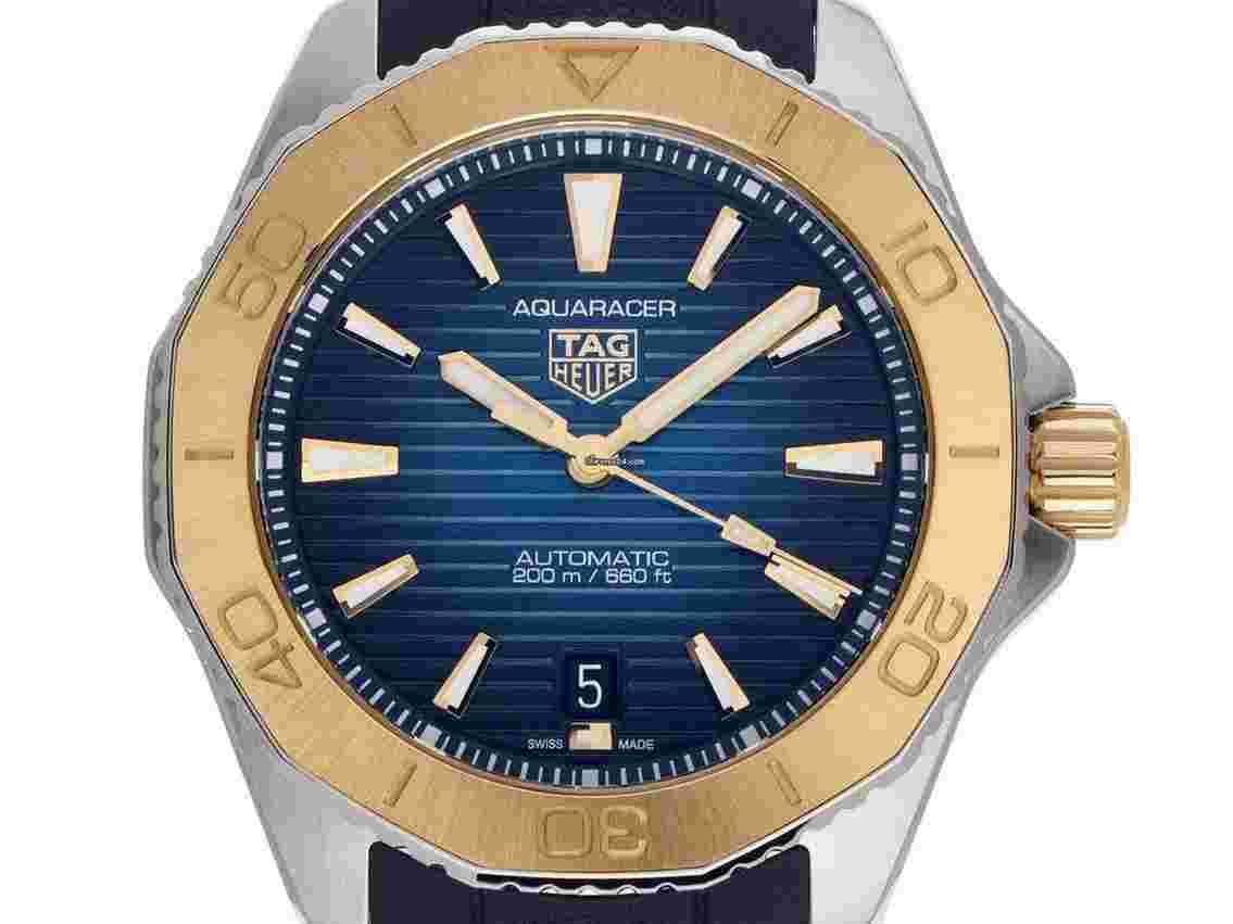 TAG Heuer Aquaracer
                           
                                 200m Blue dial Rose gold 40mm WBP2150.FT6210