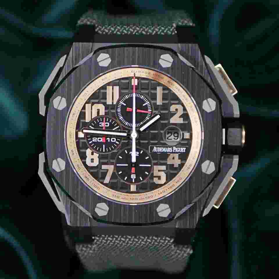 Audemars Piguet Royal Oak Offshore
                           
                                 FULL SET MINT Royal Oak Offshore “The Legacy” Arnold Schwarzenegger Limited Edition
