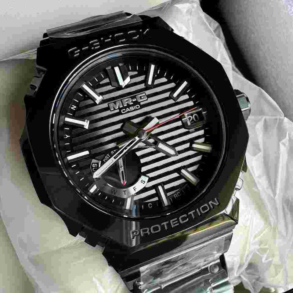 Casio G-Shock
MRG KUMIKI-KOHSHI Kigumi Dial MRG-B2100B-1AJR