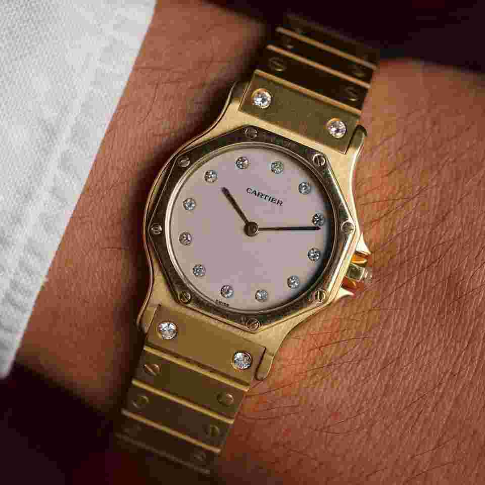 Cartier Santos
Octagonal Santos in 18K Yellow w Diamonds Dial