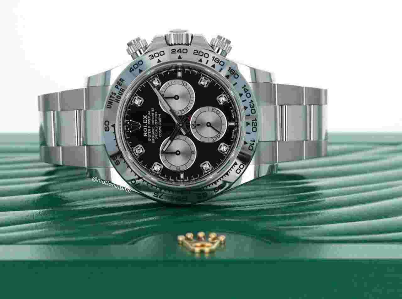 Rolex Daytona
                           
                                 Cosmograph Daytona 18kt White Gold Bright Black & Steel Diamond Dial Spray-Coated Counters