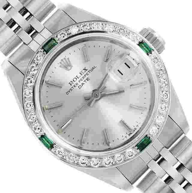 Rolex Oyster Perpetual Lady Date
                           
                                 26 Silver Index Dial 18K White Gold Beadset Diamond Emerald Bezel With Rolex Box