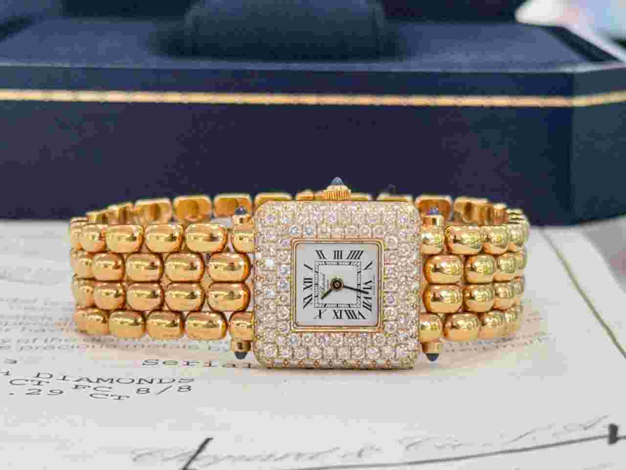 Chopard Happy Sport
                           
                                 28mm Ladies Classic Square 18k Yellow Gold Factory Diamonds B/P MINT