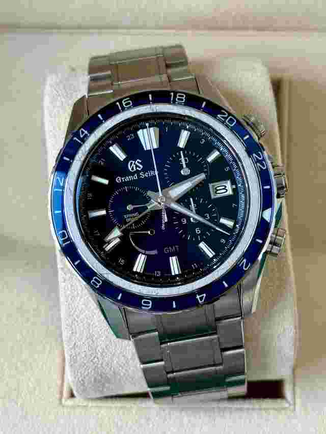 Grand Seiko Evolution 9 Collection
                           
                                 Spring Drive