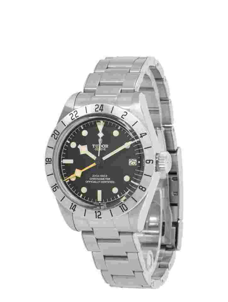 Tudor Black Bay Pro
GMT M79470-0001