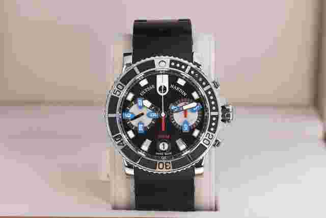 Ulysse Nardin Maxi Marine Diver
                           
                                 Chronograph