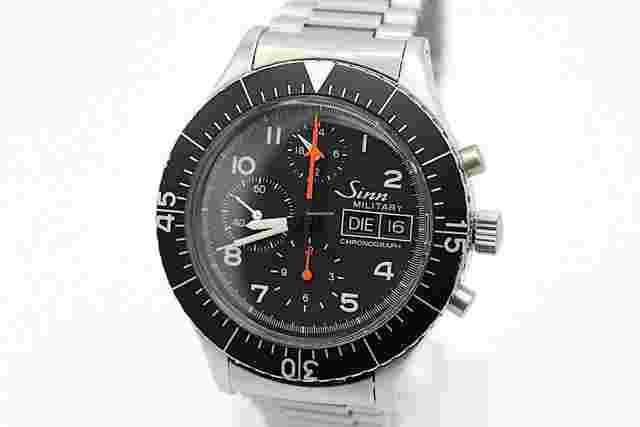 Sinn 156
                           
                                 Military Chronograph I Sinn Service I