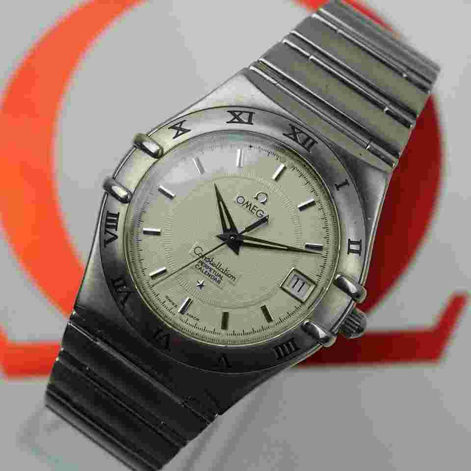 Omega Constellation
Perpetual Calendar 1552.30.00