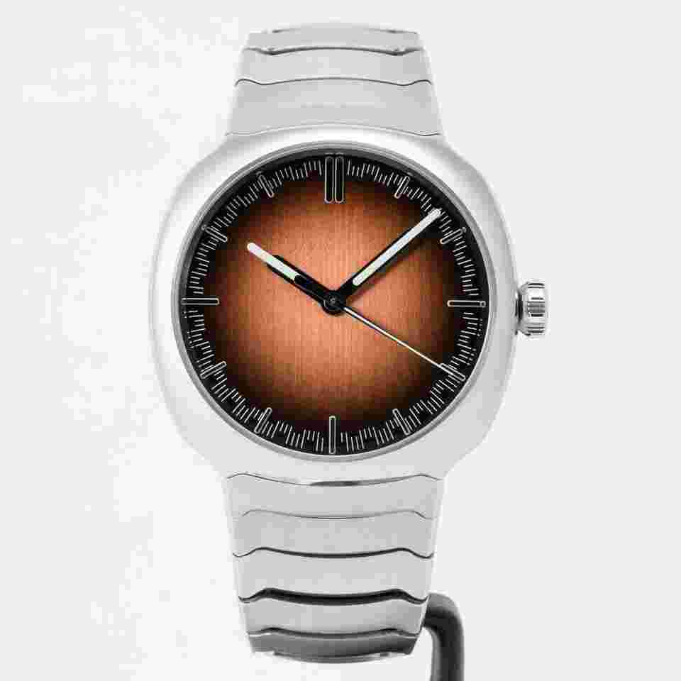 H.Moser & Cie.
                           
                                 Streamliner Centre Seconds Smoked Salmon Dial Stainless Steel 40mm (6200-1207) - B&P 2023