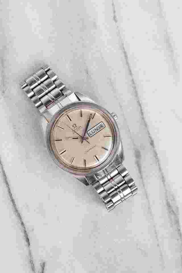 Omega
Seamaster Jumbo Vintage 1960s Automatic Daydate Silver Stardust Dial 36mm Case