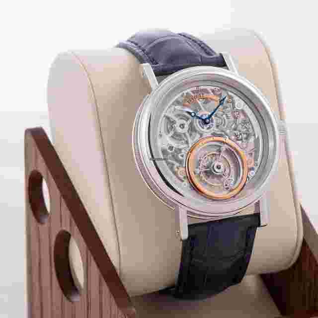 Breguet Classique Complications
                           
                                 Tourbillon Messidor 5335pt/42/9w6