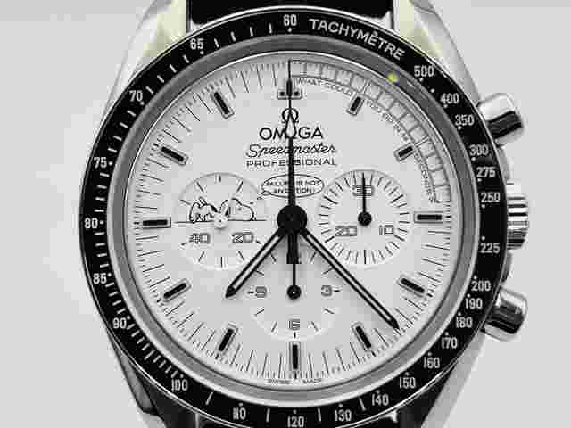 Omega Speedmaster Professional Moonwatch
                           
                                 Snoopy Apollo 13 Anniversary Series