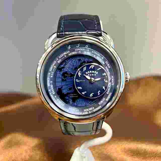Hermès Arceau
                           
                                 TIMEPIECES Arceau Le Temps Voyageur 38mm stainless Steel