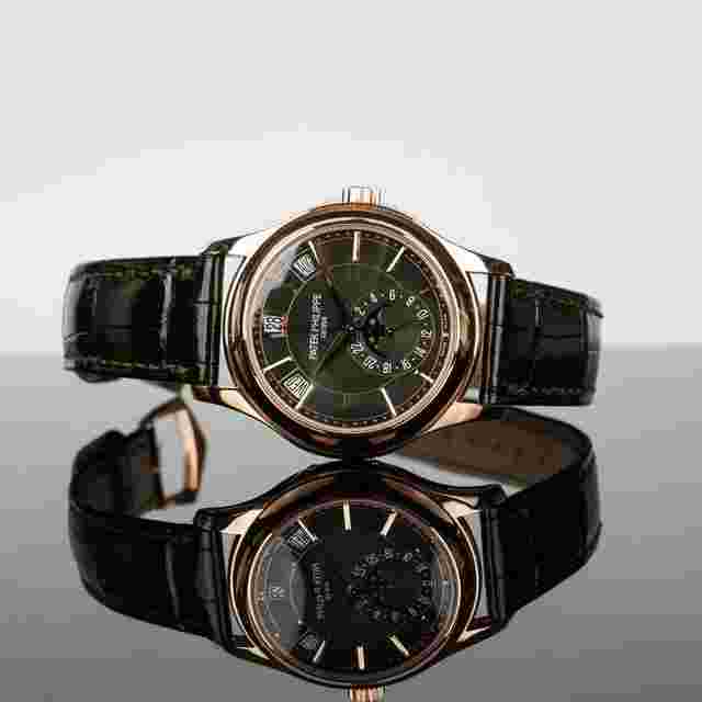 Patek Philippe Annual Calendar
                           
                                 2022 Unworn Annual Calendar 5205R-011 Green Dial