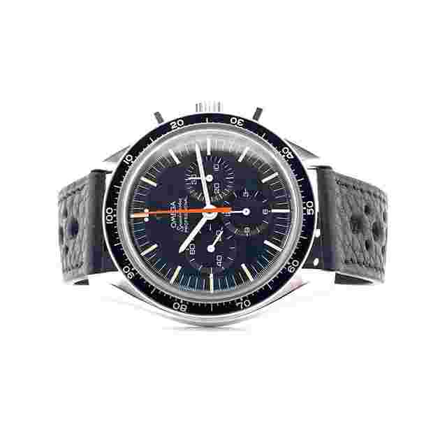 Omega Speedmaster Professional Moonwatch
                           
                                 Ultraman / very good Condt. / Extract of Archives / 1968