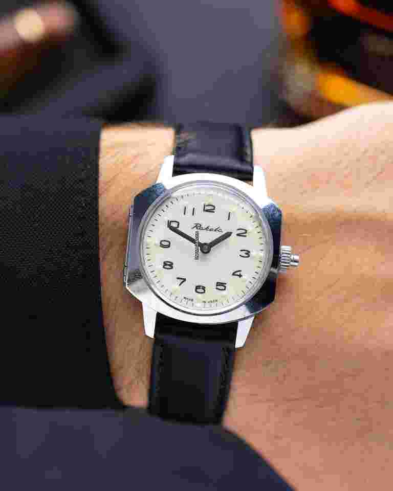Raketa
                           
                                 Braille dial (for visually impaired) Soviet Mechanical Watch